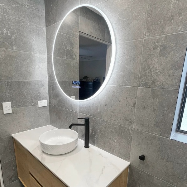 Led mirror outlet speaker